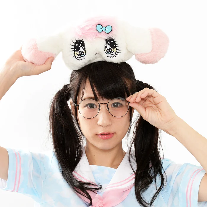 Peropero Sparkles Plush Face Pouches - Image 12