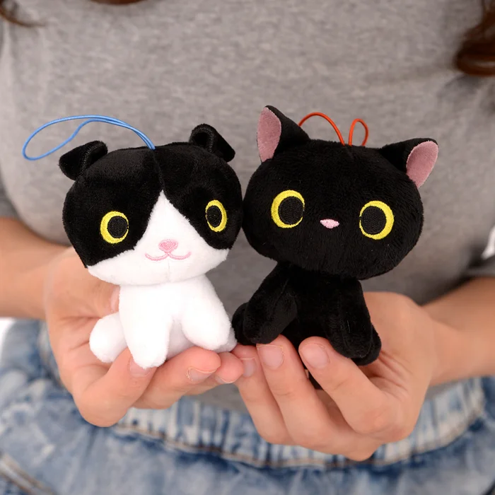 Kuroneko To Hachiware Plush (Mini Strap) - Image 11