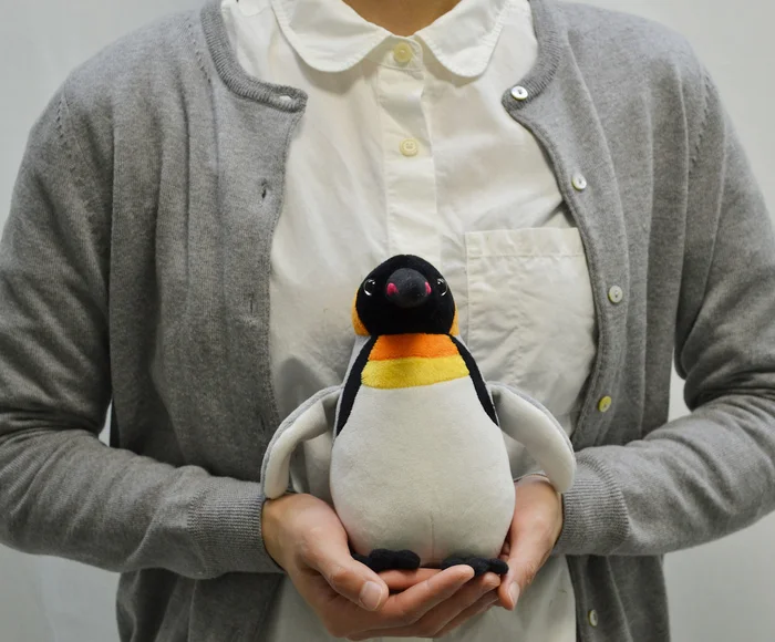 Plush Penguin Collection: King Penguin - Image 8